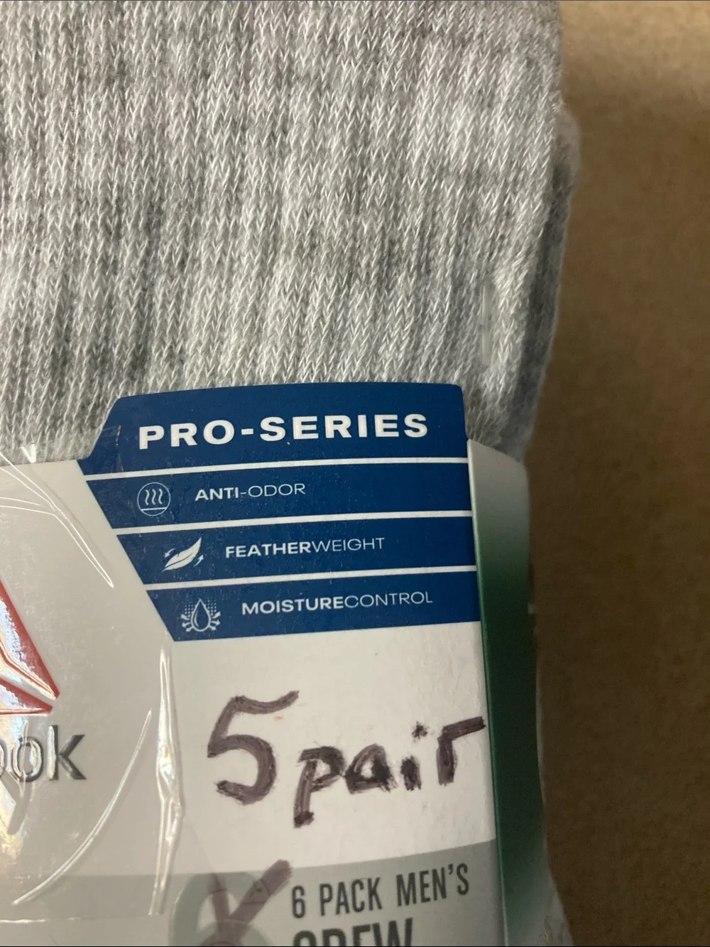 Reebok Men’s Crew Athletic Socks in Light Gray and white (5 Pack)